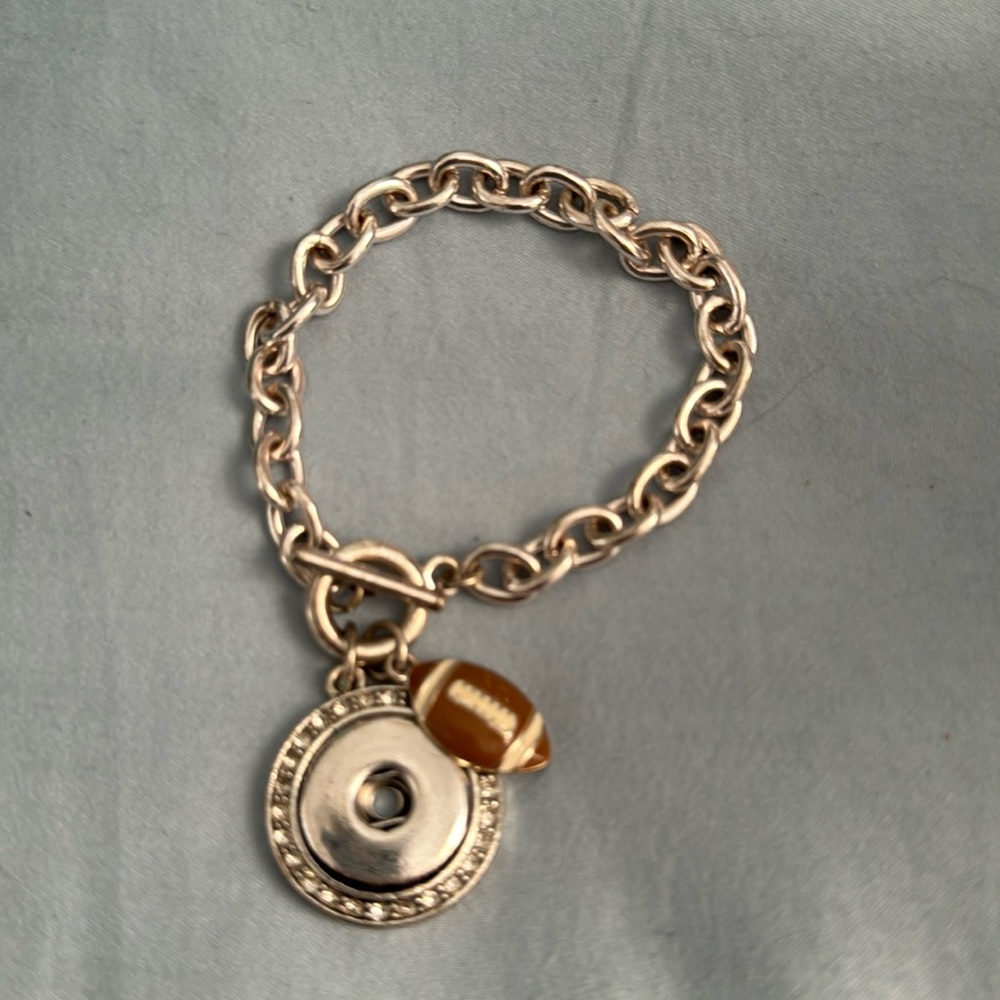 Snap jewelry sliver diamond bracelet.
